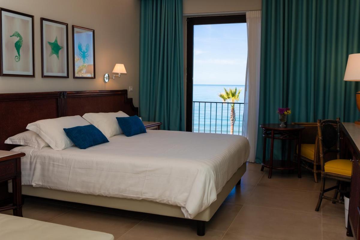 Hotel Schuhmann Paestum Eksteriør billede